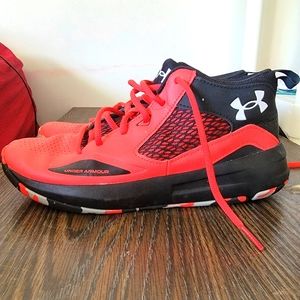 Underarmour, size 9.5, red and black